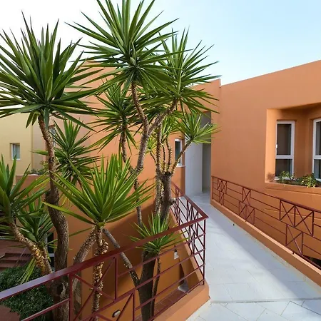 Elotia Hotel 3*