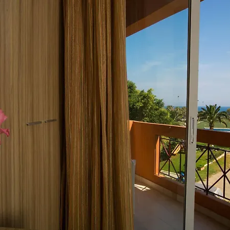 Hotel Elotia