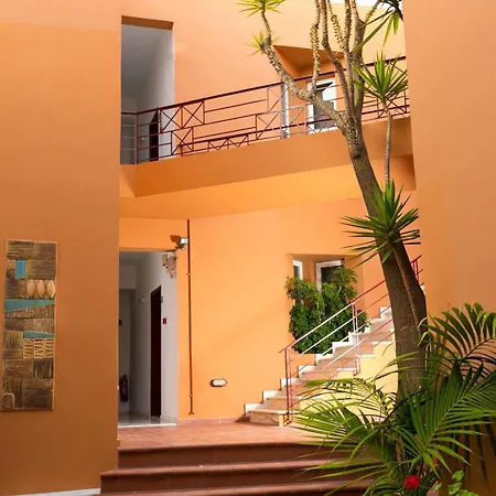 Elotia Hotel