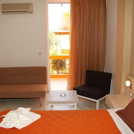 Hotel Elotia Agioi Apostoli (Crete)